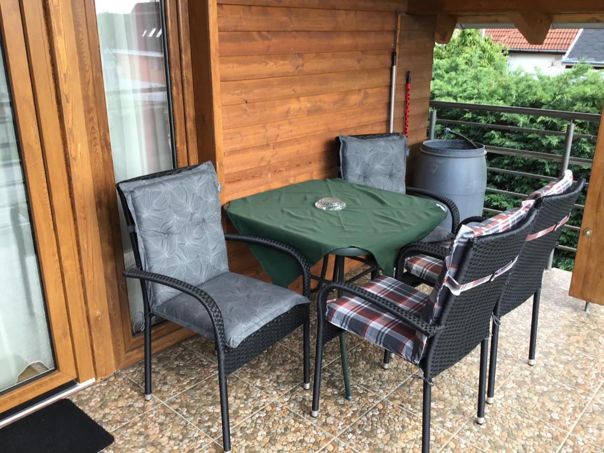 Dravecz Apartman バラトンレッレ エクステリア 写真