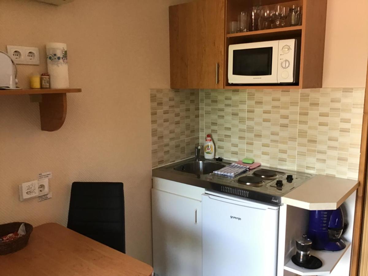 Dravecz Apartman バラトンレッレ エクステリア 写真