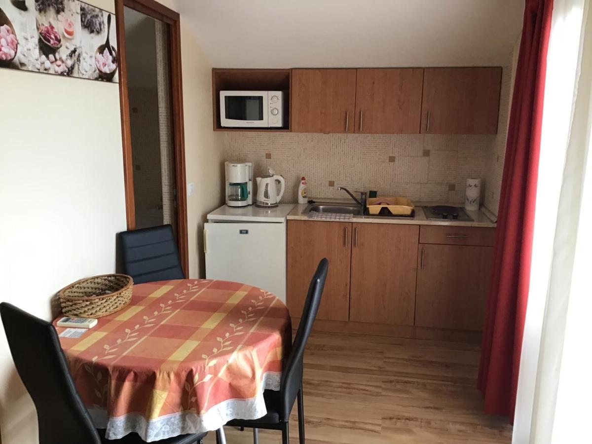 Dravecz Apartman バラトンレッレ エクステリア 写真